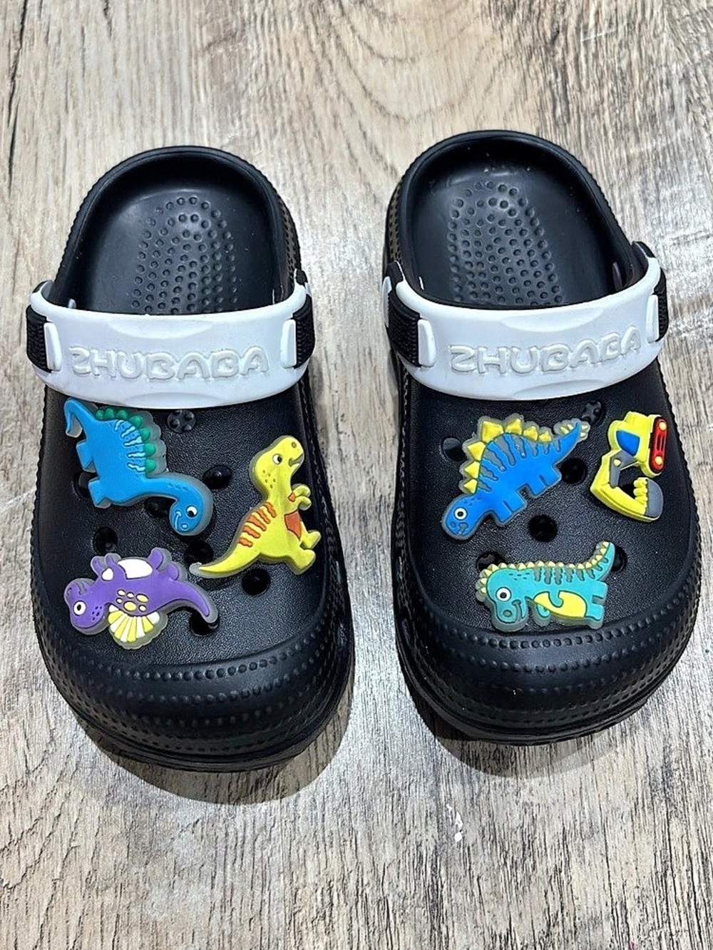 Clogs Kids Black Clogs with Dinosaur Charms Like New 9.5-10c